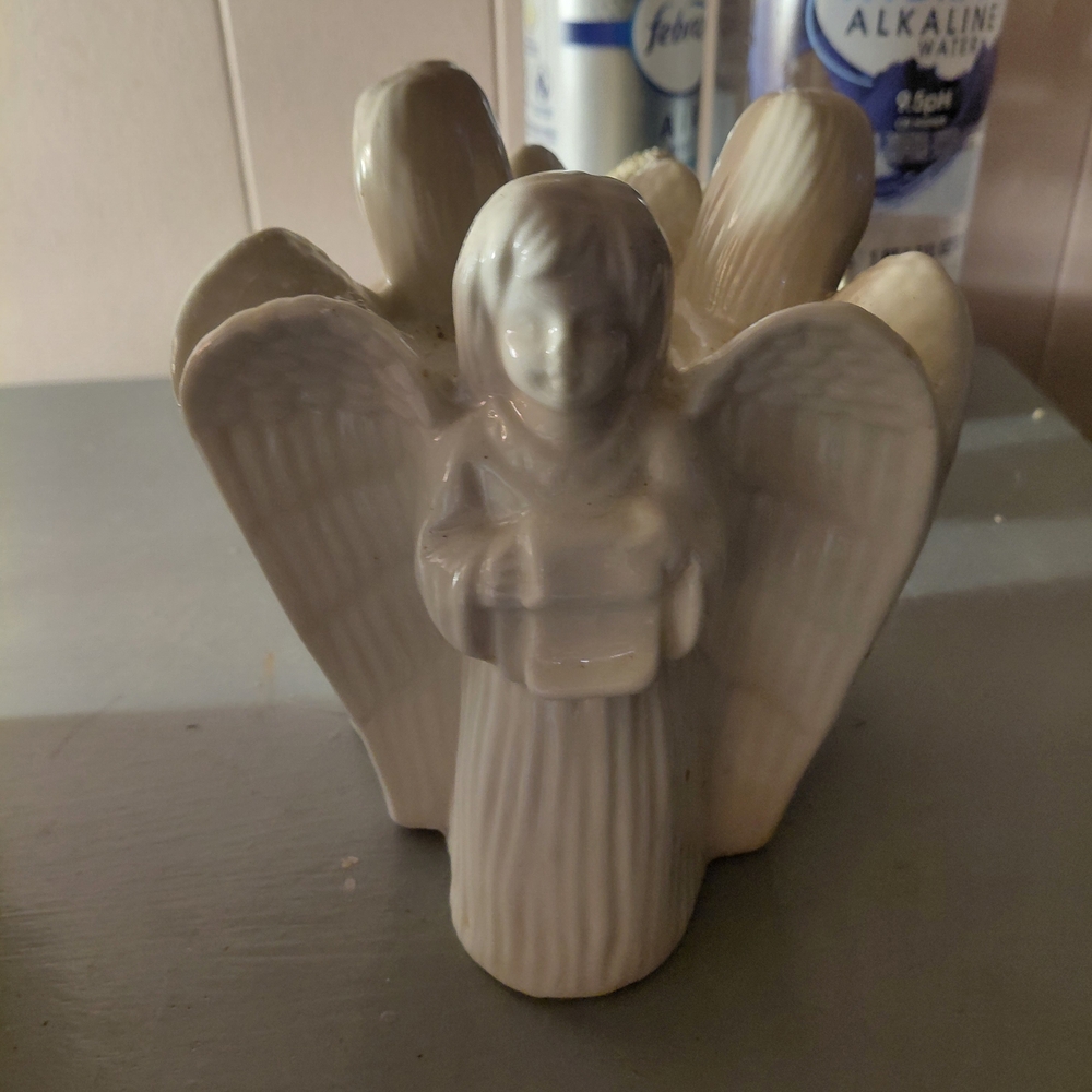 Ceramic 3 Angel Figurine Candle Holder,6in Tall